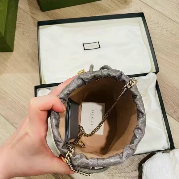 NIB Authentic Gucci Zumi Gray Snakeskin Mini Drawstring Bucket Chain Bag - Picture 2 of 6